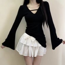 长袖T恤女设计感小众显瘦修身V领打底衫正肩纯欲风不对称辣妹上衣