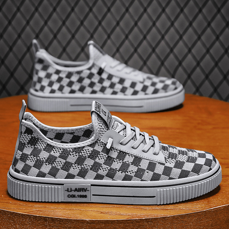 Zapatillas transpirables tejidas voladoras deportivas de verano de diseño, ligeras, de ojos grandes, zapatos de música en vivo para hombre a cuadros al aire libre