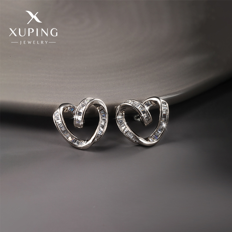 Joyería de Xupe micro-incrustado cuadrado completo circonio pendientes en forma de corazón joyería al por mayor japonés y coreano temperamento pendientes encantadores pendientes para las mujeres