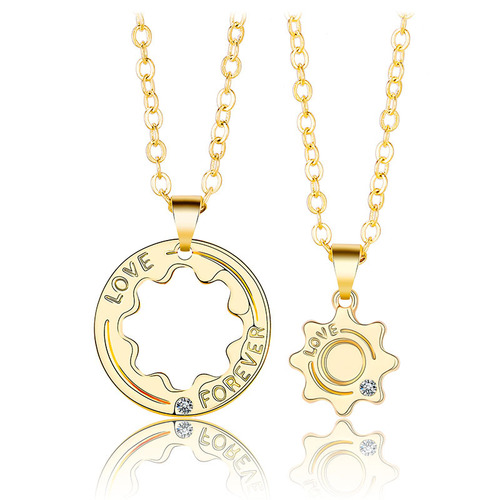 Cross-border new couple necklace pair simple and fashionable men and women clavicle chain splicing gear Valentine's Day necklace