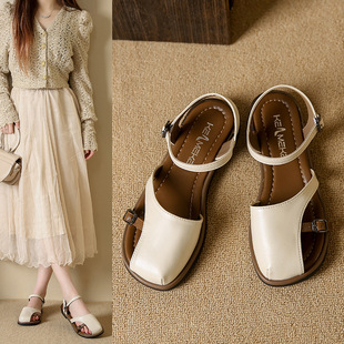 Fairy Style Retro Buckle Buckle Toe Hollow Sandals Women's Summer 2025 New Korean Style Flat Soft Sole Comfortable Roman Shoes