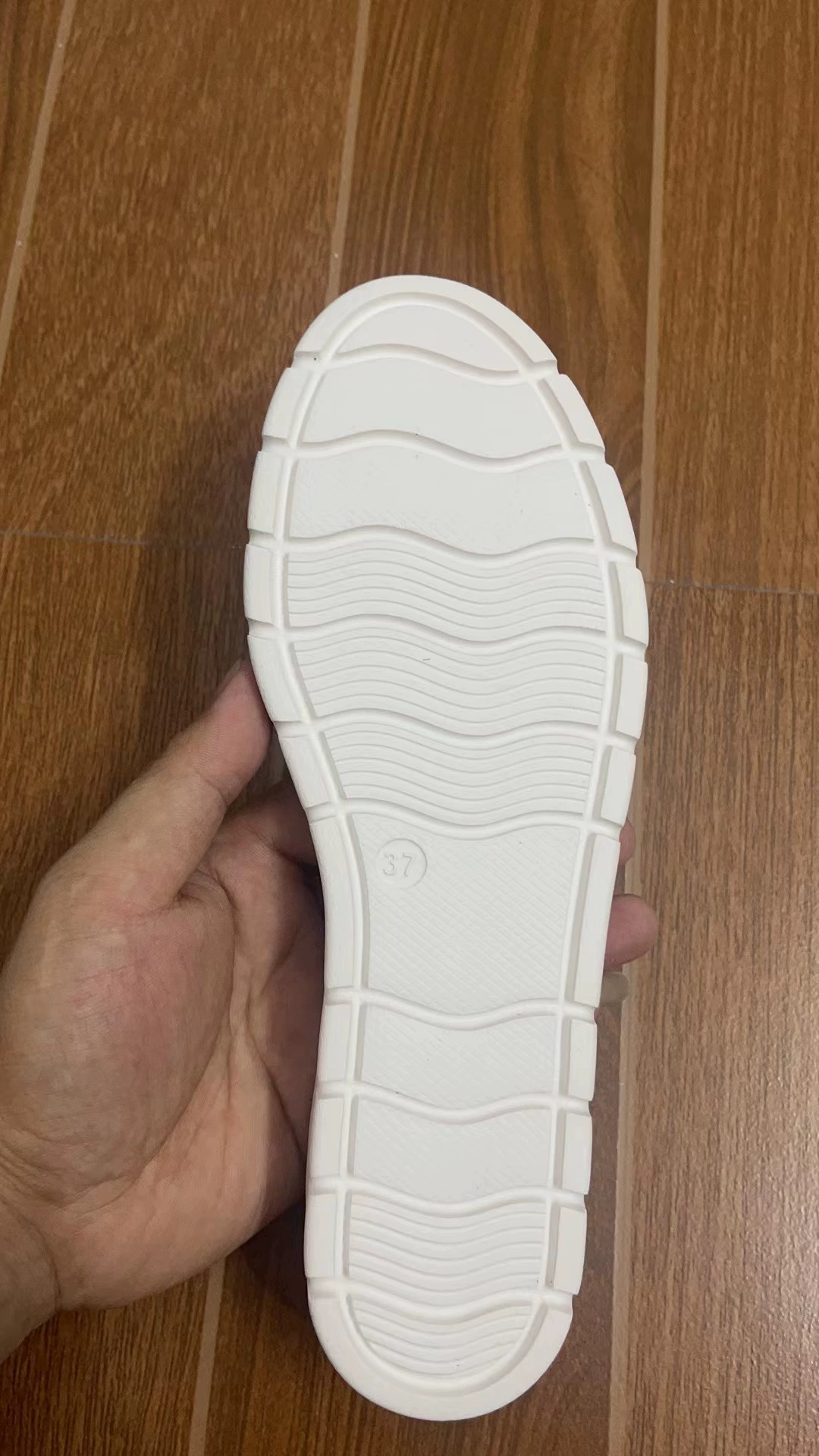 Прямые поставки с фабрики, новые женские повседневные подошвы, легкая высокоэластичная износостойкая нескользящая резиновая подошва из пеноматериала, тип Впрыска IP