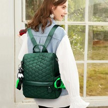 �p���Ů�r����񽑾�ţ�򲼴������������а����eŮʿ�����W����