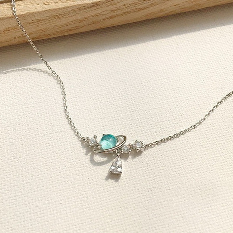 Simple Style Geometric Alloy Plating Artificial Crystal Womenu0027S Pendant Necklace 1 Piece