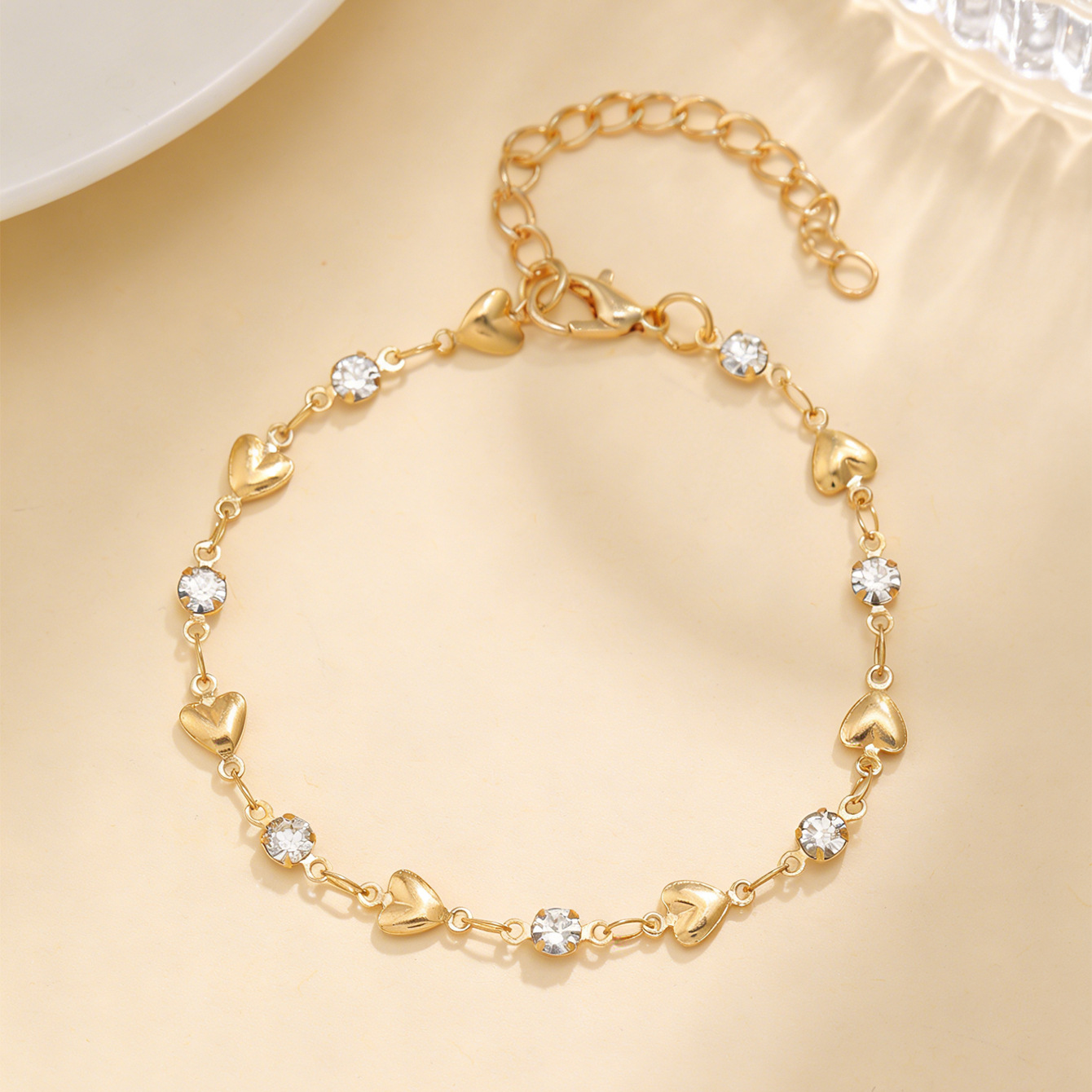 European and American Cross-Border New Style Heart-Shaped Zircon Bracelet for Girls, Ins Simple Niche Design Hollow Heart-Shaped Jewelry