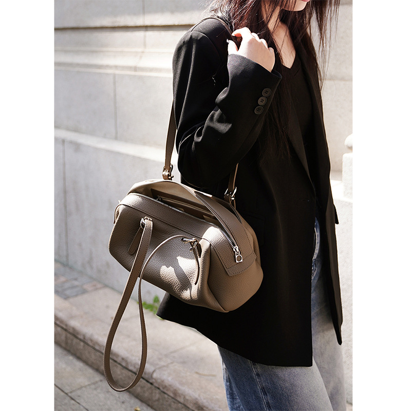 Genuine Leather Women's Shoulder Bag Early Spring Luxury Boston Handbag Retro Commuter Versatile Bowling Bag 2026 - Thumbnail 3