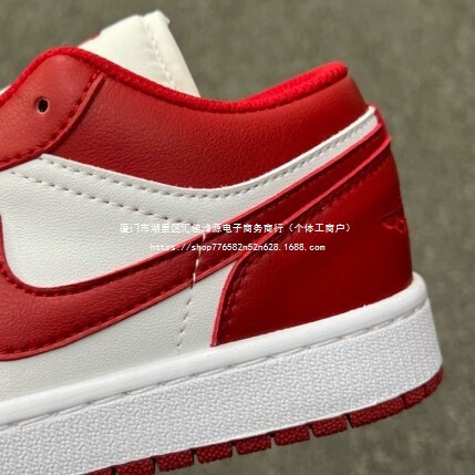 Putian Sneakers Jd Men's Red and White Retro Red Low-Top Series High-Quality Basketball Shoes New University Round Toe Without