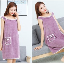 高密珊瑚绒浴裙柔软亲肤可穿吊带浴袍百变浴巾沙滩巾厂家批发浴巾