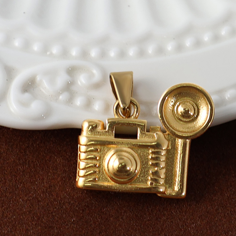4g Weight Pendant Jewelry Making Type 14.1*11.2mm, 18.8*13mm Jewelry Making Size Real Gold Plated Plating Material DIY Jewelry Accessories Classification 1 Piece Quantity 304 Stainless Steel, 316 Stainless Steel Material Sun, Moon Pattern Retro, Simple Style Style Waterproof Non Tarnish Craft 1 Piece 14.1*11.2mm 18.8*13mm 304 Stainless Steel 316 Stainless Steel Real Gold Plated Sun Moon Pendant DIY Jewelry Accessories 13
