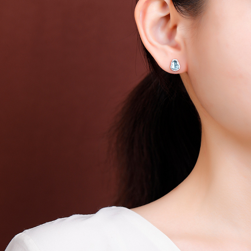 Bông tai bạc S925 đính đá aquamarine phong cách Trung Hoa tinh tế — một cặp