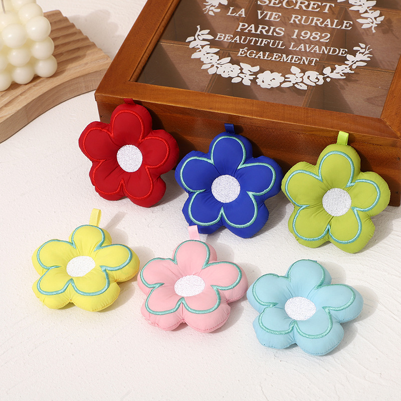 刺繍は綿の花の漫画の5弁の花の服装のアクセサリを満たして靴の靴下の帽子を包んで綿の電気の刺繍の服装の装飾品を満たします。|undefined