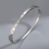 Серебристый (перекрёстный римский)