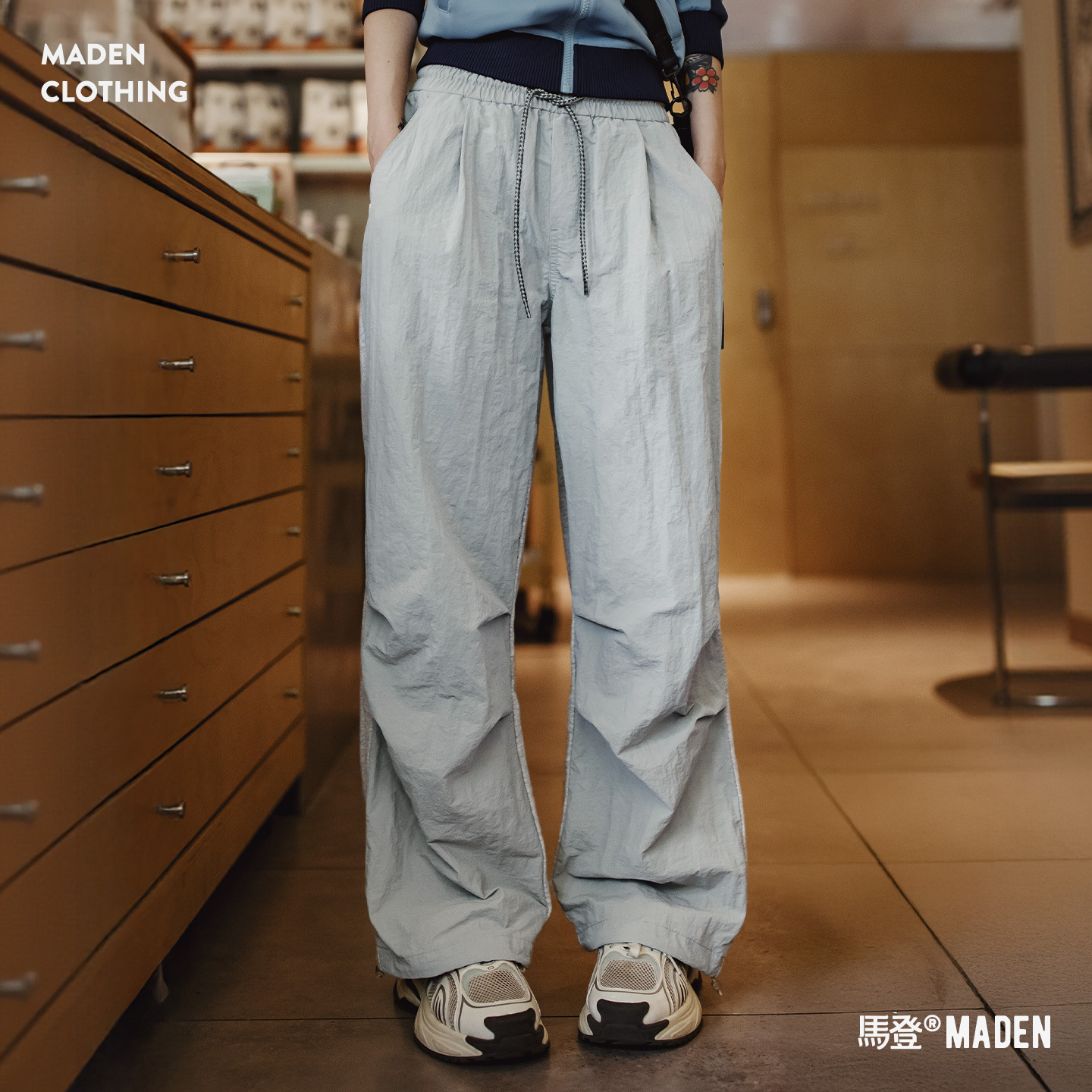 Maden Gray Mountain Style Pleated Functional Light Outdoor Straight Cargo Parachute Sports Casual Pants for Women Autumn