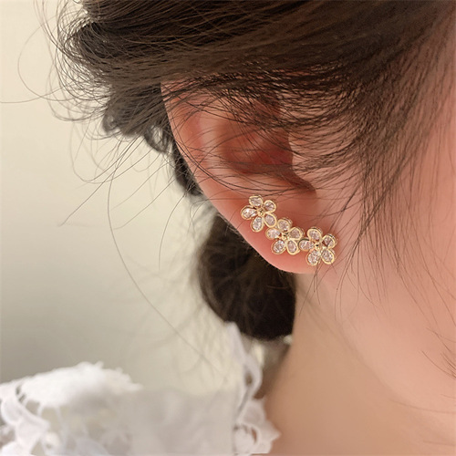 Floral Spring and Summer Silver Needle Small and Exquisite Earrings with Tassels, Long women's earrings, delicate earrings, light luxury earrings, face-shaping earrings