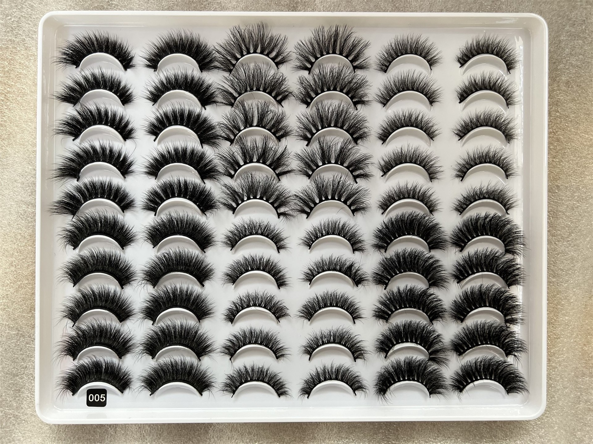 30 pares de comercio exterior Venta caliente mullido grueso imitación pelo de visón pelo de explosión europeo y americano rizado pestañas desordenadas