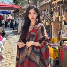 春秋民族风旅游披肩复古保暖斗篷条纹流苏撞色外搭洋气长款女披肩