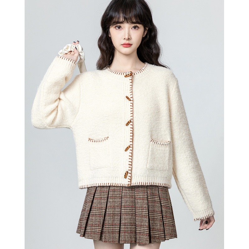 杏色牛角扣毛衣外套女2025秋冬新款慵懒宽松圆领针织开衫短款上衣|undefined
