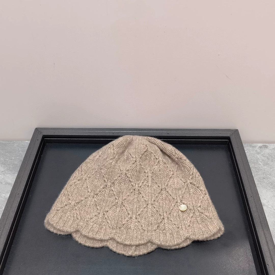 Woolen knitted hat, universal pendant with diamond pattern, keep warm earmuffs, Korean style