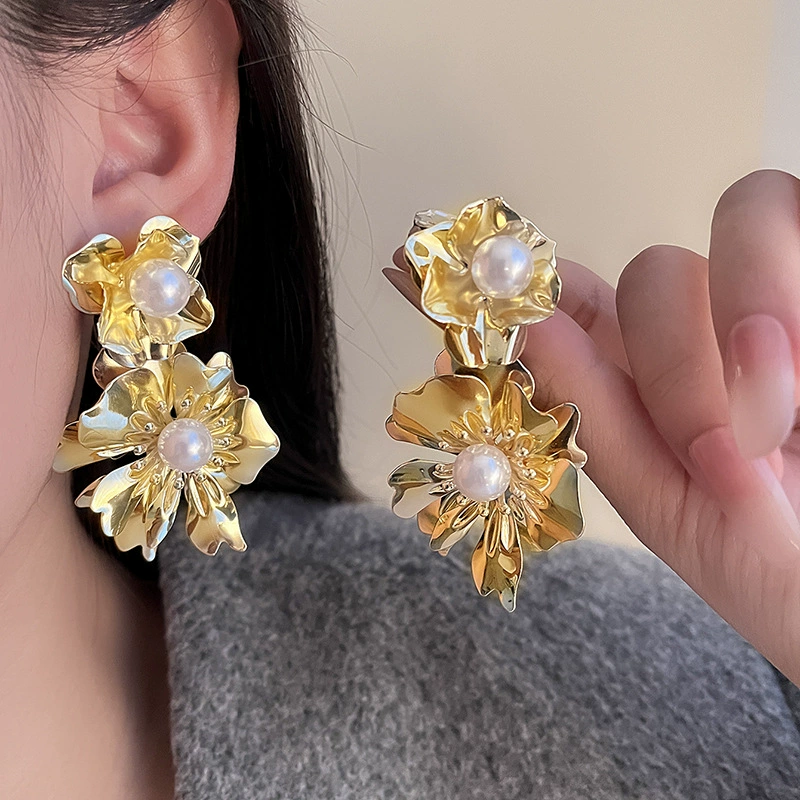 925 серебряная игла ретро золотой жемчужный цветок серьги женские высокого чувства личности серьги преувеличенные модные серьги серьги