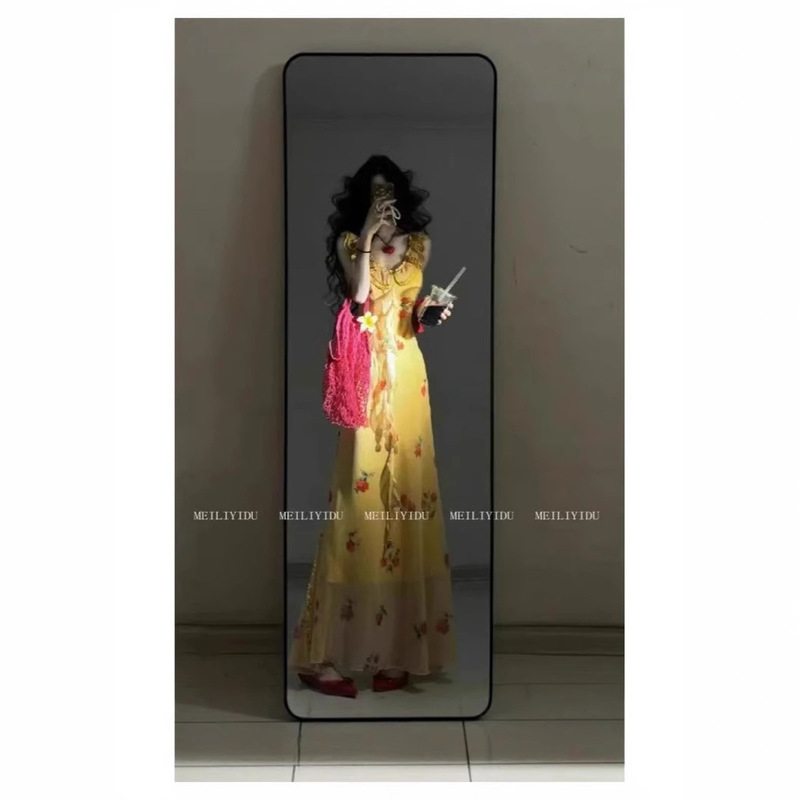 Tea Break French V-Neck Floral Dress for Women Summer Seaside Vacation Unique and Beautiful Waist-Cinching Elegant Long Skirt High Waist Tea Break French V-Neck Floral Dress for Women Summer Seaside Vacation Unique and Beautiful Waist-Cinching Elegant Long Skirt High Waist