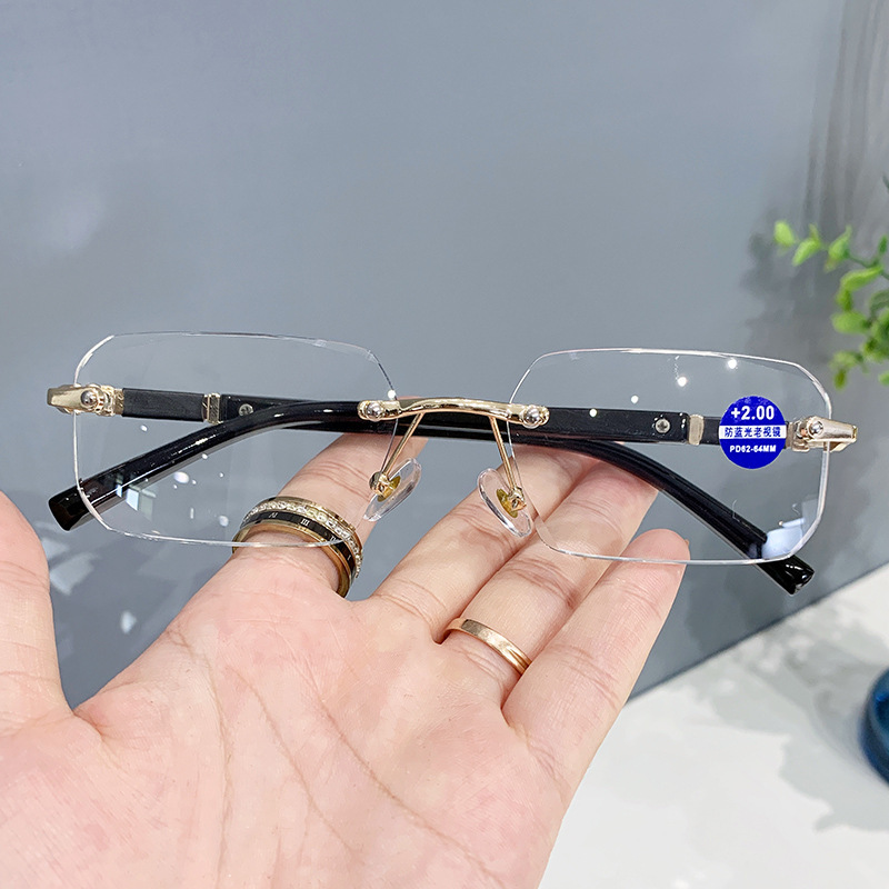 Sin marco nuevo anti-azul gafas de lectura de luz de los hombres de negocios pequeños vasos cuadrados 3312 hombres y mujeres de moda gafas de lectura
