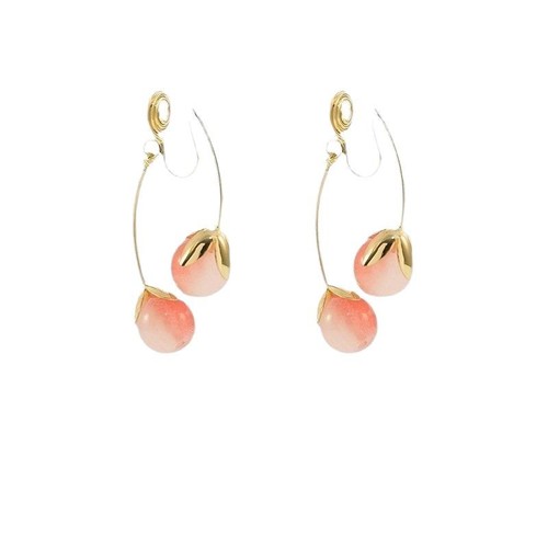 Ear clip with flowing tassels, cold wind design, painless and versatile earrings for women, long style, no ear piercing required.