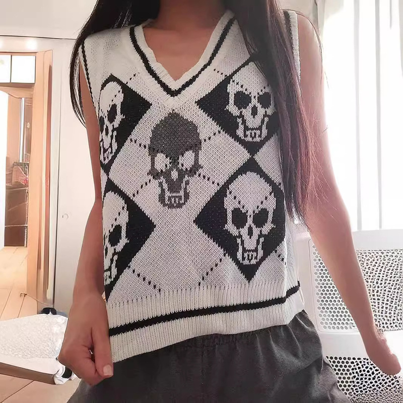 Amazon European and American 2024 Export Sweater Vest Jacket Autumn and Winter Women's Outer Knitted Halloween V Neck