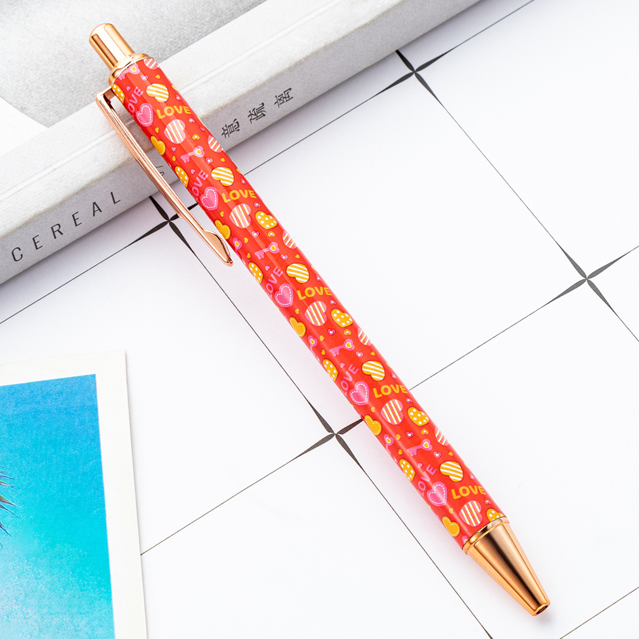 Nuevo Día de San Valentín empuje pluma linda chica corazón estudiante de Metal bolígrafo amor multi-color de transferencia de calor pintura película pluma