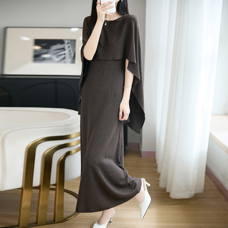 Early autumn French-style elegant cape shawl knitted dress for women, covers the arms, slimming and flattering, goddess style