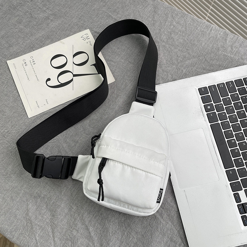 Bolso de pecho para teléfono móvil de moda para mujer Bolso de hombro casual japonés ins Bolso pequeño de nailon portátil ligero y versátil