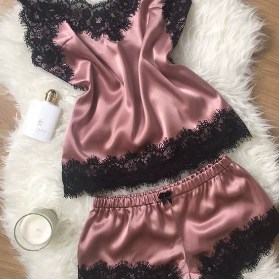 Женский комплект пижамы из атласа, две части: camisole и шорты, многоцветный, размеры S–XXL
