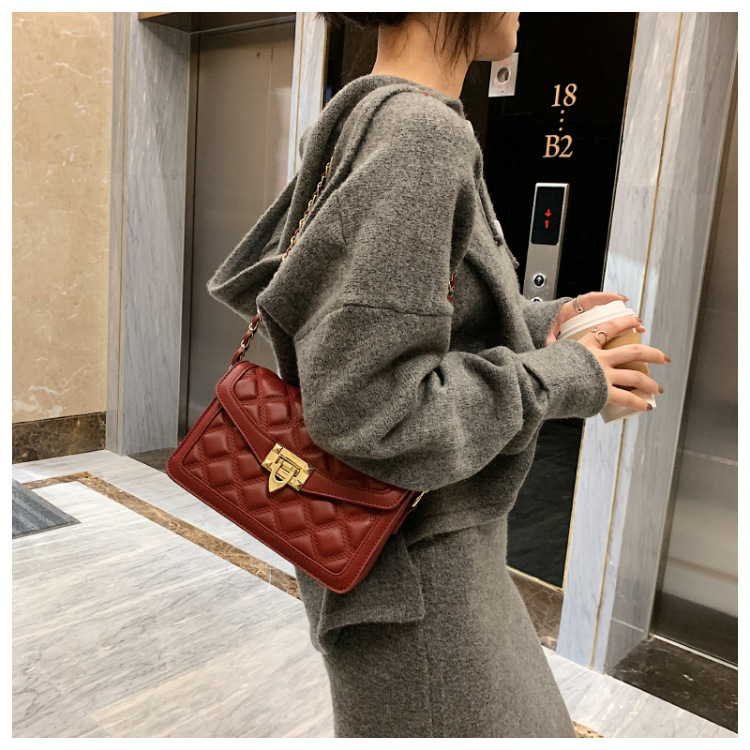 Embroidery Thread Fashion One Shoulder Messenger Bag display picture 5