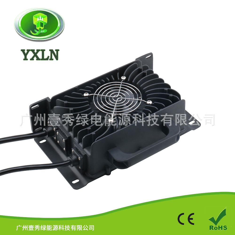 58.4V 16串磷酸铁锂电池充电器 防水等级 IP67 经过密封灌胶处理