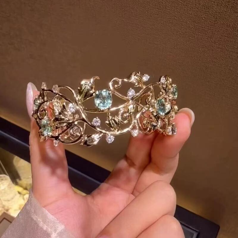 Rattan Pattern Silk-Like~Vintage Golden Vine Bracelet for Women, Unique and Beautiful, Wide Version with Metallic Feel, Versatile Hand Accessory Rattan Pattern Silk-Like~Vintage Golden Vine Bracelet for Women, Unique and Beautiful, Wide Version with Metallic Feel, Versatile Hand Accessory