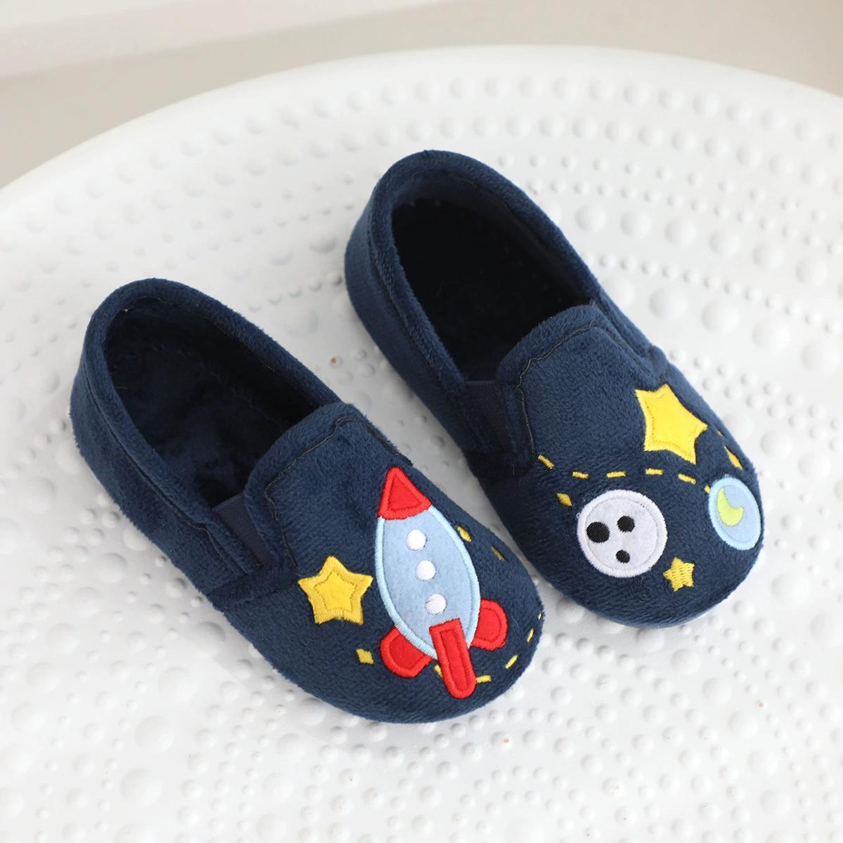 Весна и Осень Зимняя Короткая Плюшевая Мальчик Ракета Планета Крытая Домашняя Обувь Нескользящая Напольные Тапочки Мальчик Сумка и Хлопковая Обувь