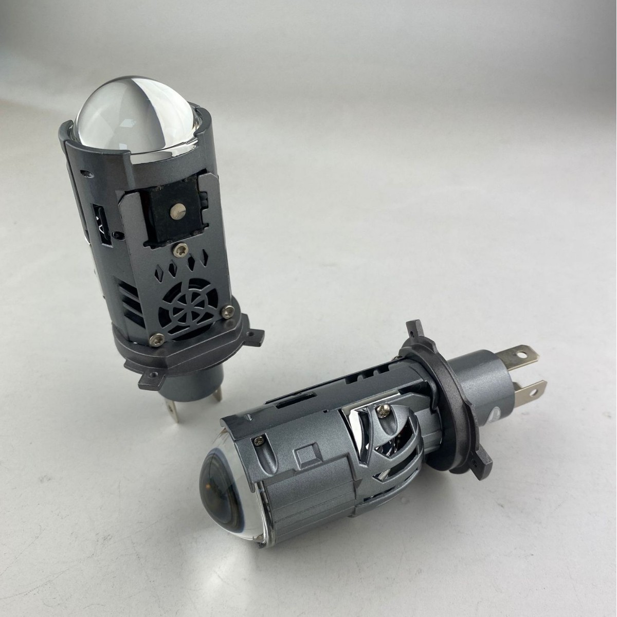 Nuevo diseño de lente H4 con válvula solenoide 55W LED con cañón de luz alta 9V - 60V todo paquete