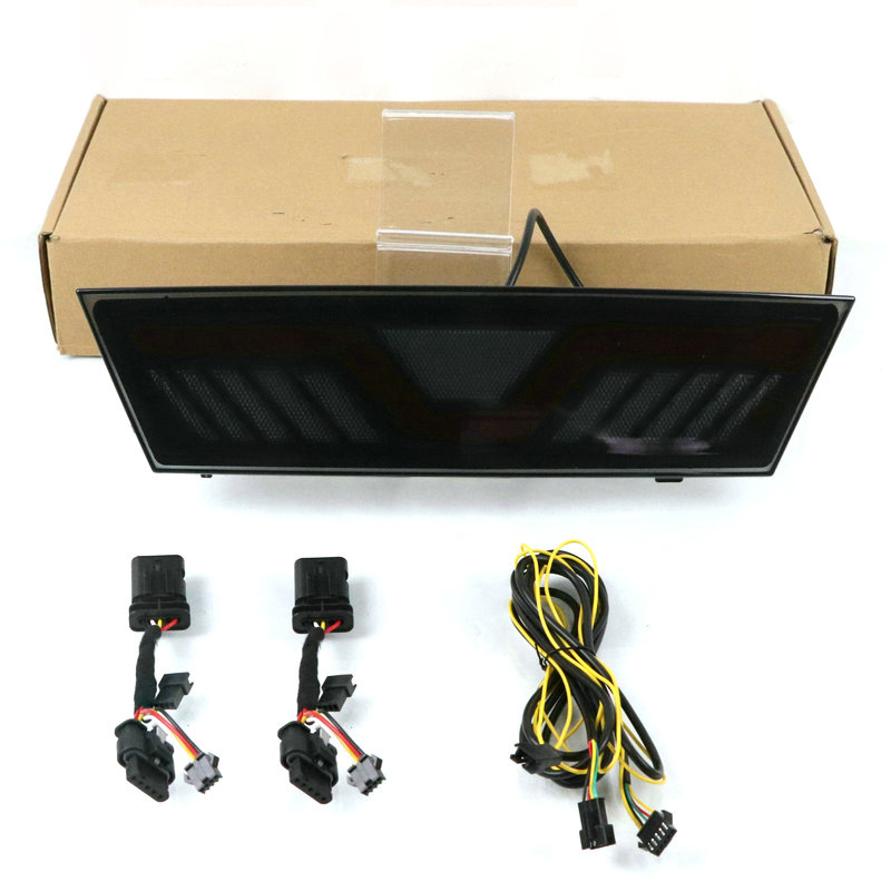 Tesla Model Y modified rear fog lights, Mustang-style three-function sequential running lights