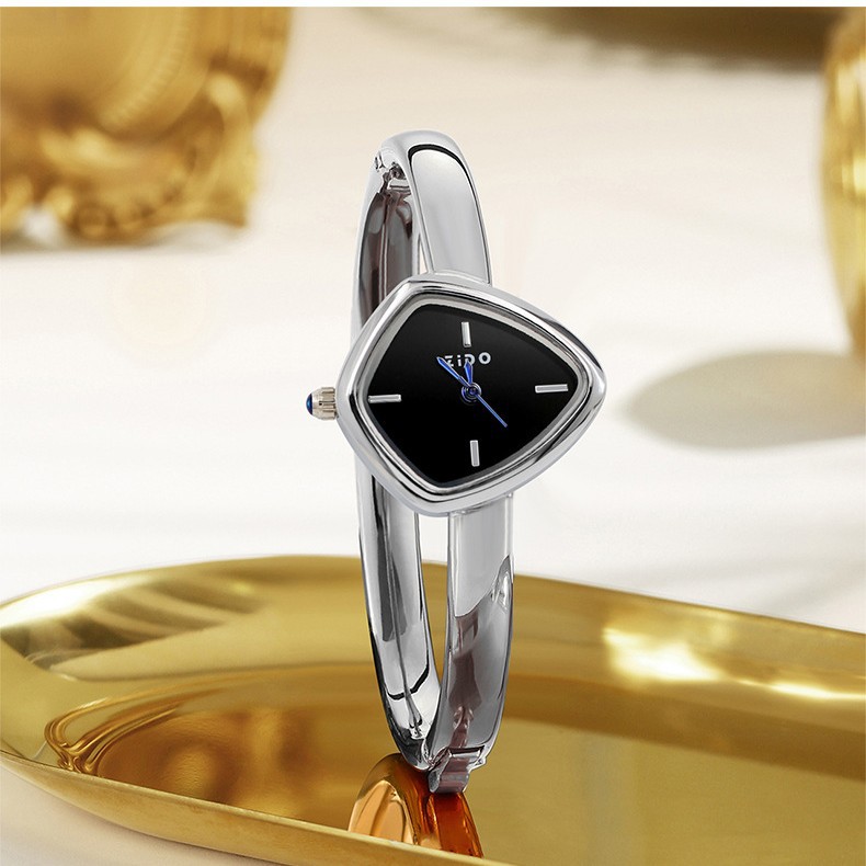 Foreign Trade New Bracele Exquisie Fashion High-end Feel Women's Live Sreaming Cross-border Wach Women Simple_voghion.com