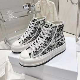 老花刺绣韩版百搭厚底高帮帆布鞋女2025新款日常通勤休闲显高板鞋