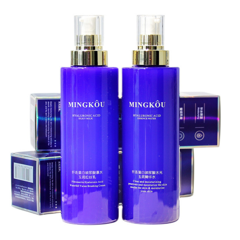Matte essence with hyaluronic acid