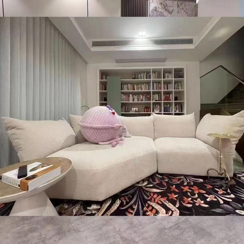 Sofá de pétalos de flor de estilo de crema de viento tranquilo estilo de casa de piso plano minimalista combinación de sofá de forma especial creativa