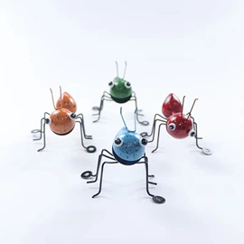 金属工艺品;玻璃工艺品;风铃