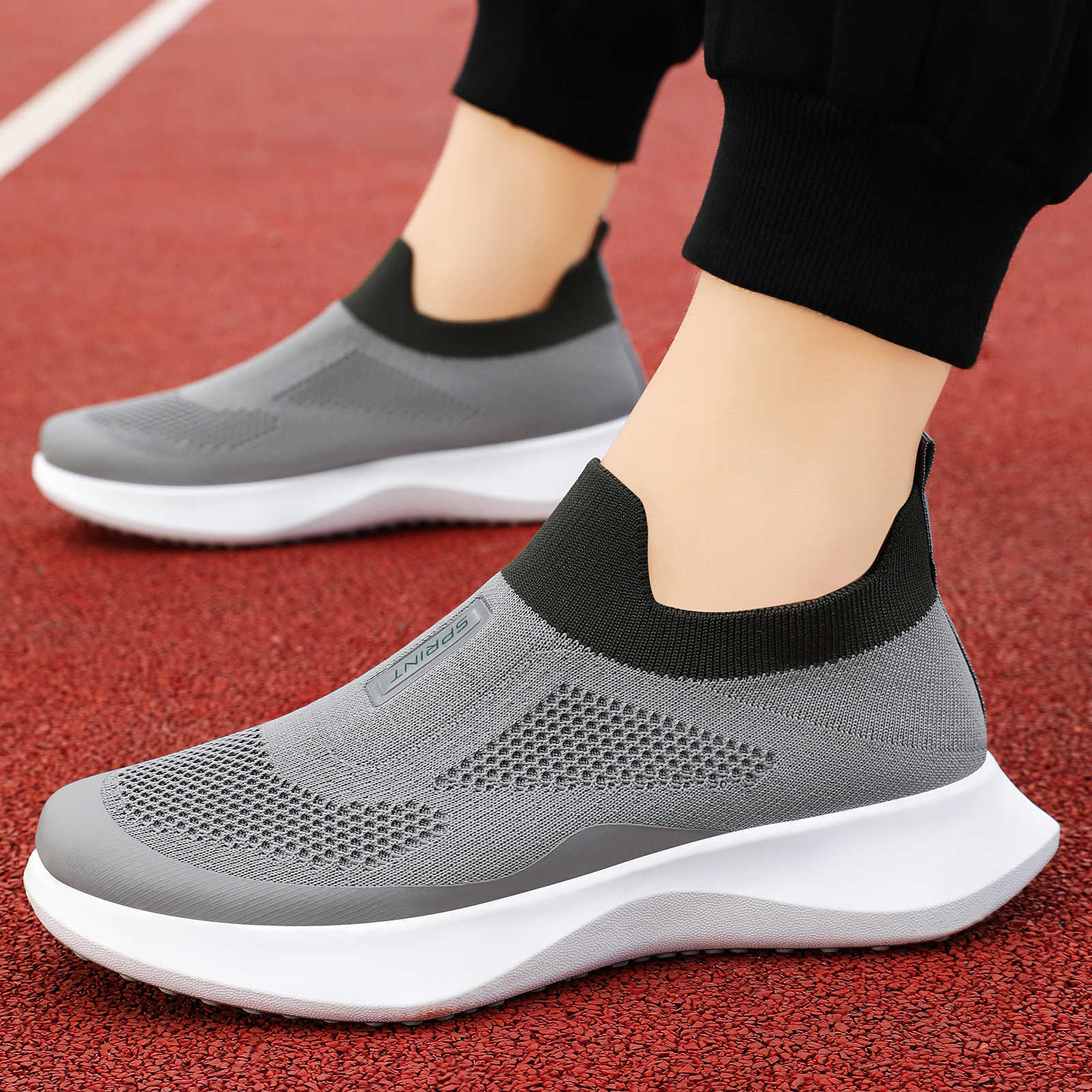 Zapatos de hombre grandes zapatos de hombre transfronterizos zapatos de trabajo perezosos transpirables ligeros no olor zapatos casuales