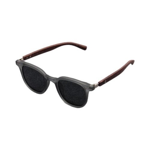 Hollywood star sunglasses with wood grain temples for men and women, vintage black sunglasses with a high-end, trendy, sun-shielding, and UV protection design.