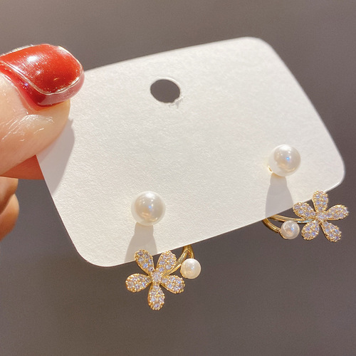 Korean niche high-end pearl flower earrings  new trendy earrings for women light luxury silver needle small earrings