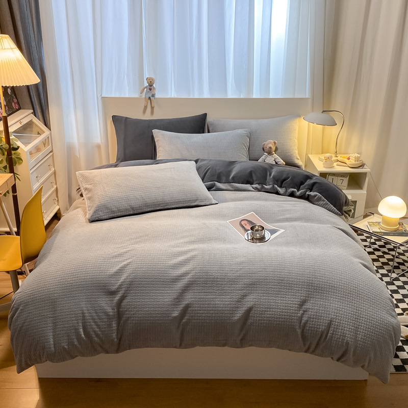 Carved Milk Velvet Quilt Cover Single Piece 150*200*230 Thickeneded Coral Velvet Student Dormitory Single and Double Flannel
