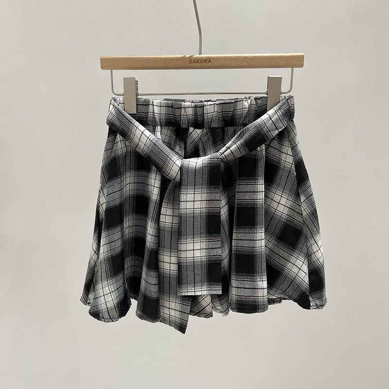 Black checkered