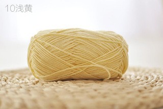 [Envío gratis] productos genuinos de cuatro hebras hilo de algodón de leche hilo de bebé muñeca hilo de algodón ganchillo lindo muñeca lana 4-Strand