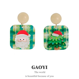 项链;耳钉;手链