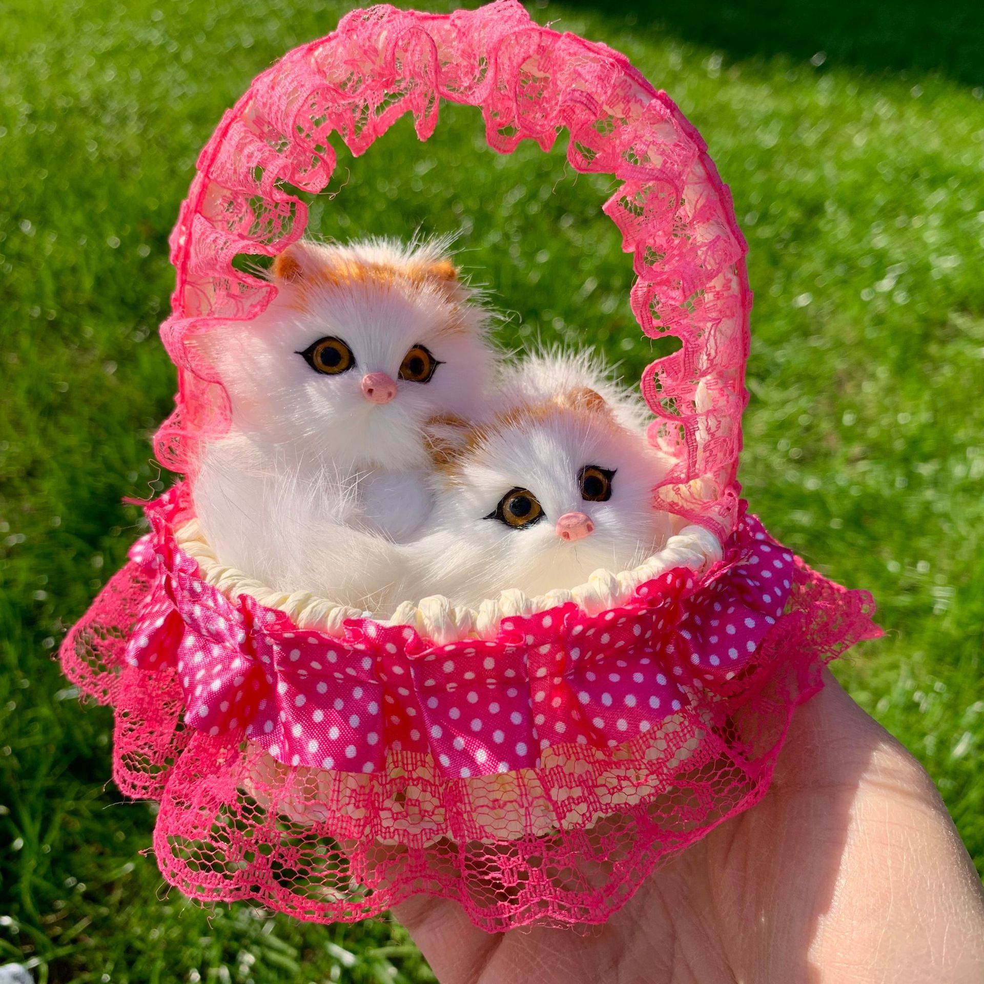 Panier à pois rouge mère et enfant chat